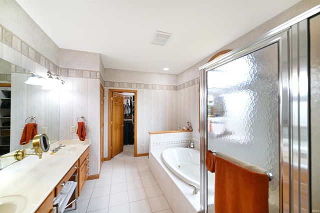 13826 N 560 E, Syracuse, IN 46567