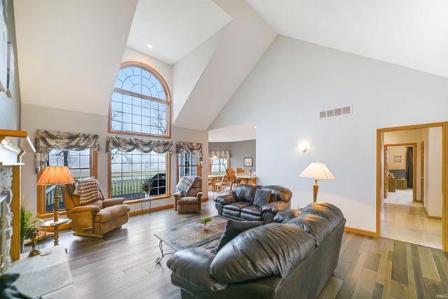 13826 N 560 E, Syracuse, IN 46567