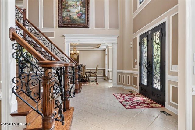 828 Dancer Lane, Manalapan, NJ 07726