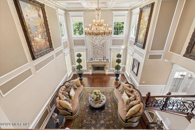 828 Dancer Lane, Manalapan, NJ 07726