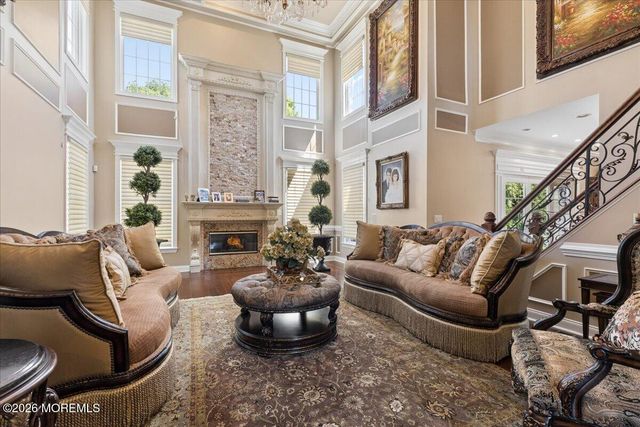 828 Dancer Lane, Manalapan, NJ 07726
