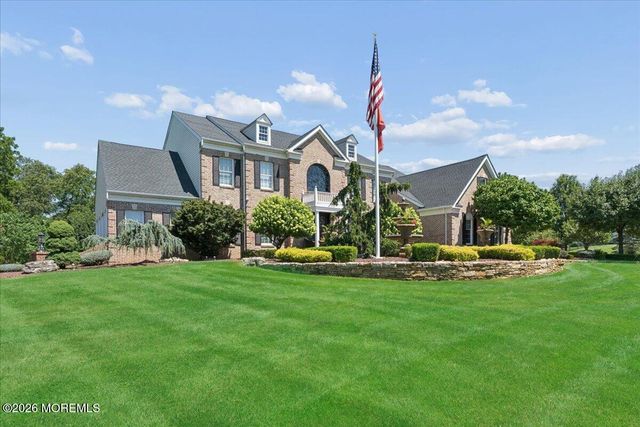 828 Dancer Lane, Manalapan, NJ 07726