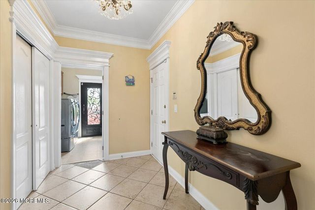 828 Dancer Lane, Manalapan, NJ 07726