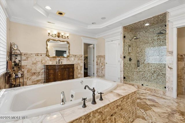 828 Dancer Lane, Manalapan, NJ 07726