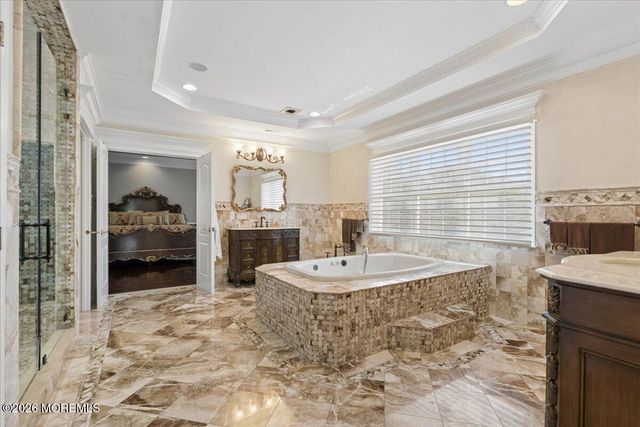 828 Dancer Lane, Manalapan, NJ 07726
