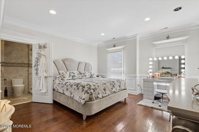 828 Dancer Lane, Manalapan, NJ 07726