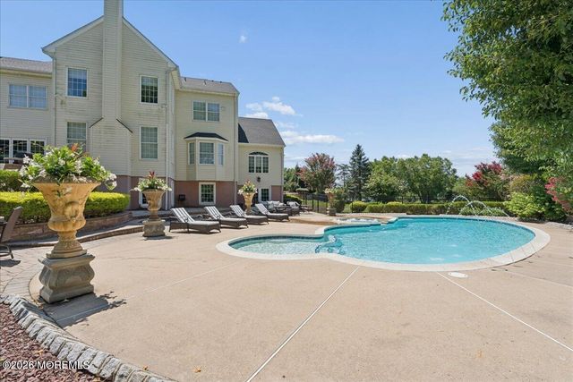 828 Dancer Lane, Manalapan, NJ 07726