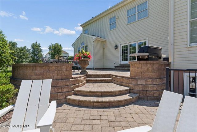 828 Dancer Lane, Manalapan, NJ 07726
