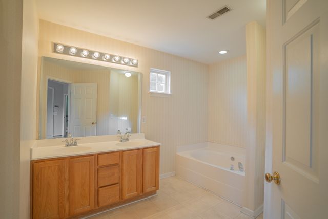 1216 Brentwood Highlands Dr, Nashville, TN 37211