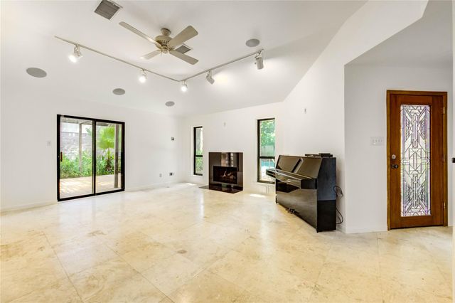 3831 Wood Stone Walk Drive, Houston, TX 77084