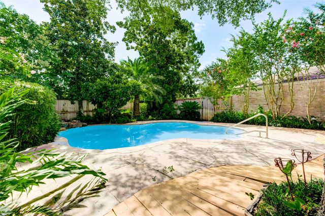 3831 Wood Stone Walk Drive, Houston, TX 77084