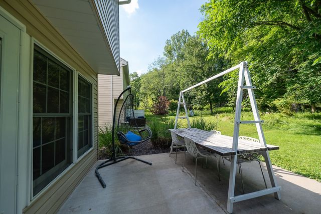 255 Commons Drive, Oakmont, PA 15139