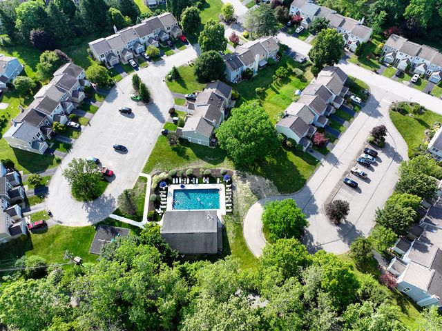 255 Commons Drive, Oakmont, PA 15139