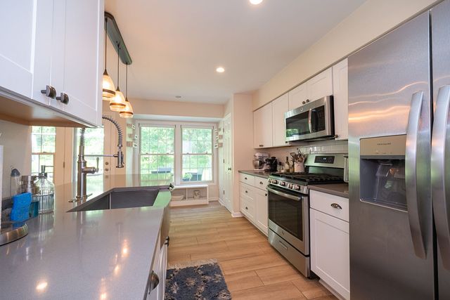255 Commons Drive, Oakmont, PA 15139