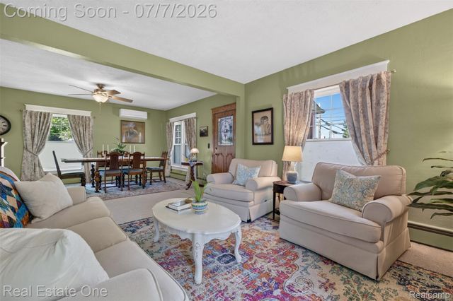 4 N Church Street, Brandon Charter Township, MI 48462