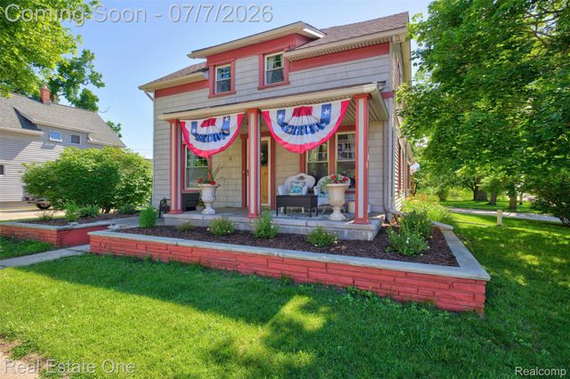 4 N Church Street, Brandon Charter Township, MI 48462