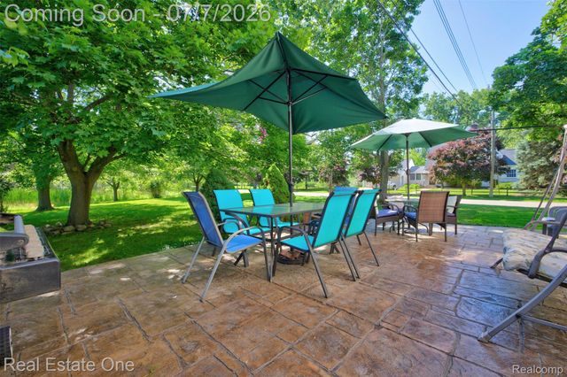4 N Church Street, Brandon Charter Township, MI 48462