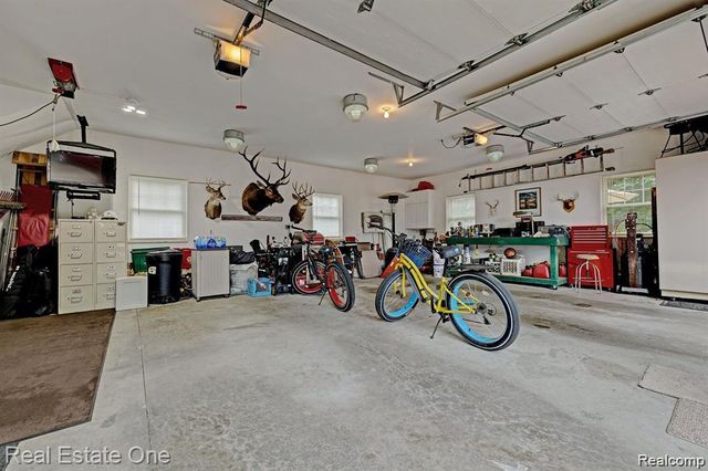 4 N Church Street, Brandon Charter Township, MI 48462