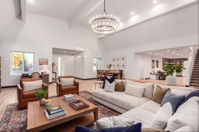 3014 N 61ST Place, Scottsdale, AZ 85251