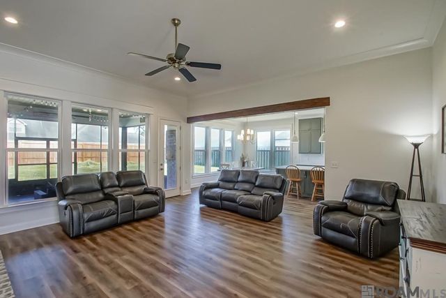 17719 Empress Dr, Greenwell Springs, LA 70739