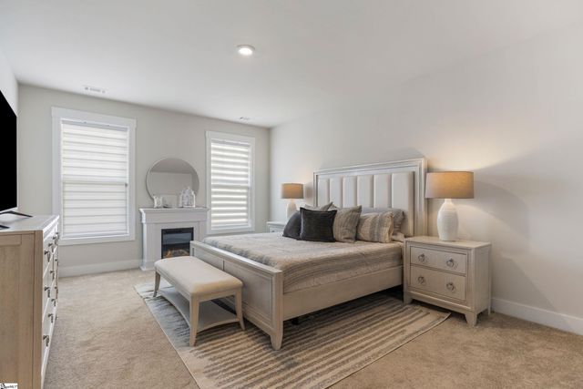 118 Ives Way, Piedmont, SC 29673