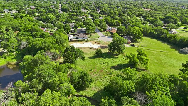 1214 Oakwood Trail, Southlake, TX 76092