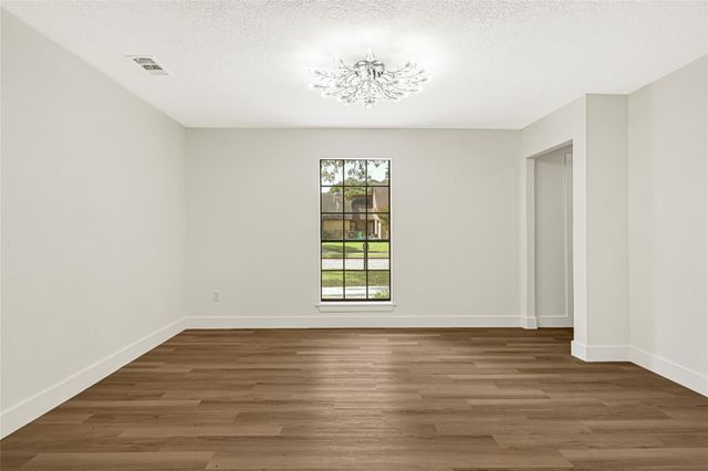 3704 Winter Haven Drive, Baytown, TX 77521