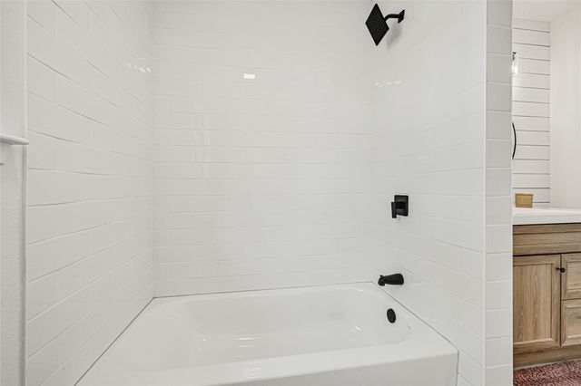 3704 Winter Haven Drive, Baytown, TX 77521