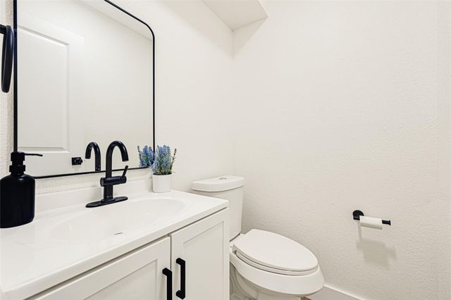 3704 Winter Haven Drive, Baytown, TX 77521