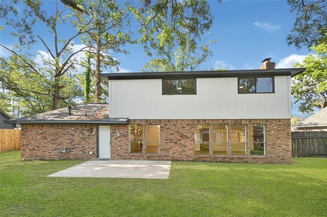 3704 Winter Haven Drive, Baytown, TX 77521