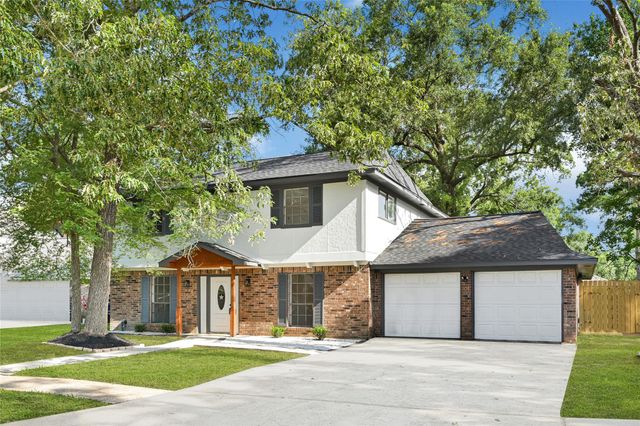 3704 Winter Haven Drive, Baytown, TX 77521