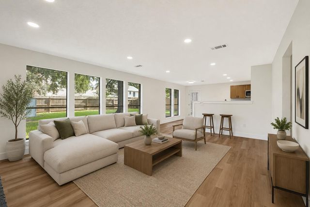 3704 Winter Haven Drive, Baytown, TX 77521