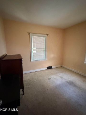 614 Wamba Avenue, Toledo, OH 43607