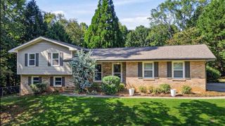 669 Foxcliffe Court SE, Smyrna, GA 30082