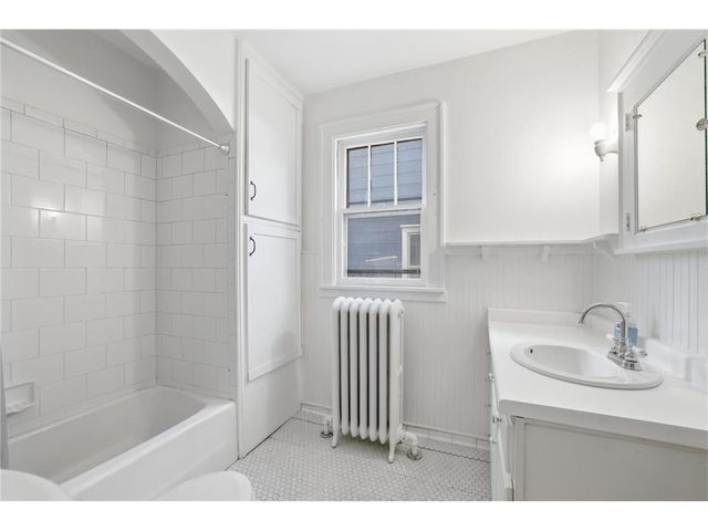 215 Penn Avenue, Minneapolis, MN 55405