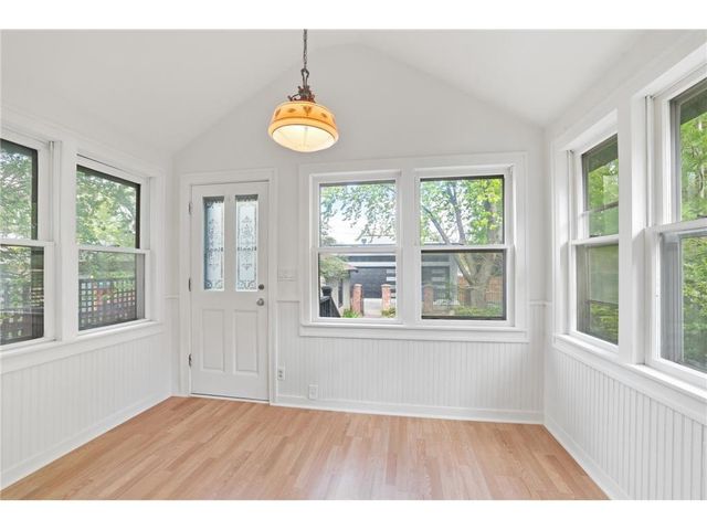 215 Penn Avenue, Minneapolis, MN 55405