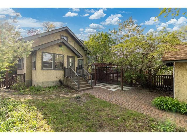 215 Penn Avenue, Minneapolis, MN 55405