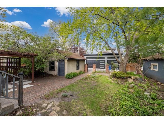215 Penn Avenue, Minneapolis, MN 55405