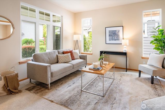 6008 NE 1st Circle, Renton, WA 98059