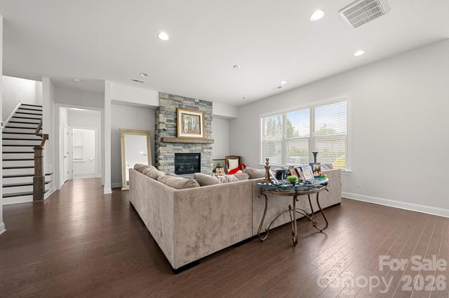 5005 Alexander Manor Drive, Charlotte, NC 28270