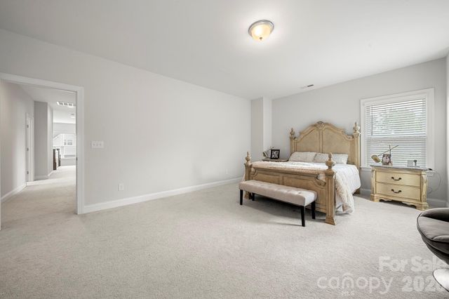5005 Alexander Manor Drive, Charlotte, NC 28270