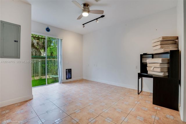 2461 NE 14th Street 2461, Pompano Beach, FL 33062