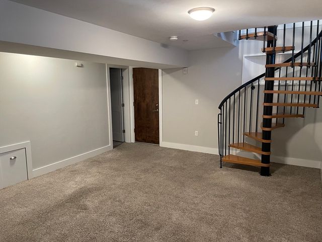 543 Dorchester Ave, Boston, MA 02127