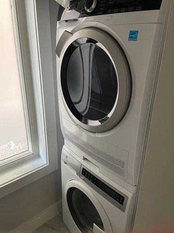 543 Dorchester Ave, Boston, MA 02127