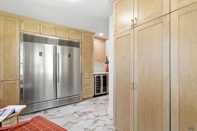 1102 9TH ST, Rapid City, SD 57701