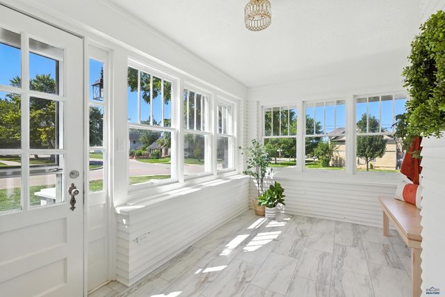 1102 9TH ST, Rapid City, SD 57701