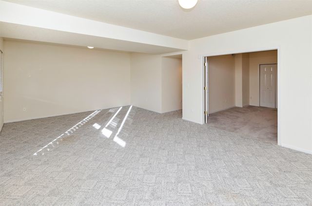 702 58th Street, West Des Moines, IA 50266