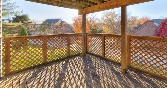 702 58th Street, West Des Moines, IA 50266