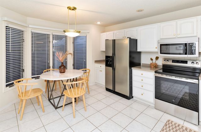 702 58th Street, West Des Moines, IA 50266