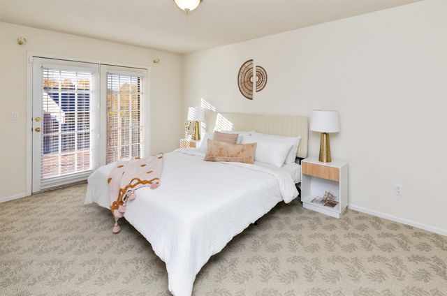 702 58th Street, West Des Moines, IA 50266